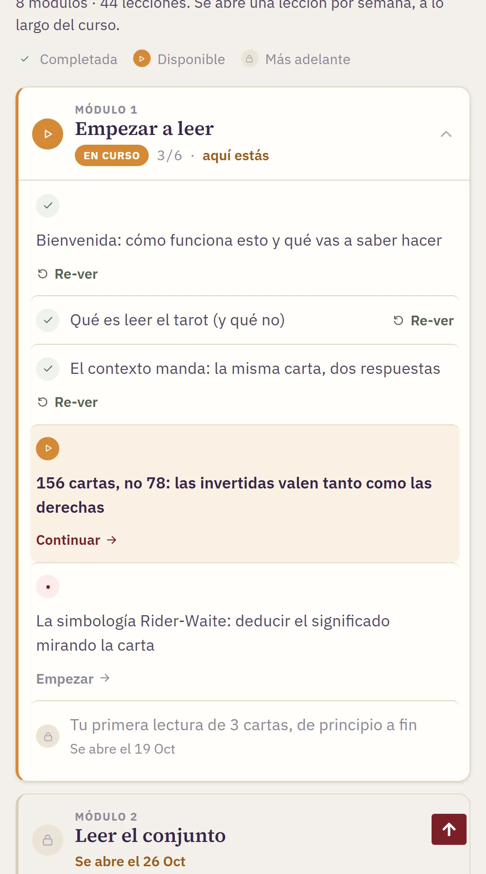 Ayuda del curso 7 El temario del curso: módulos abiertos y cerrados, con «Se abre el…» y la fecha de cada lección.